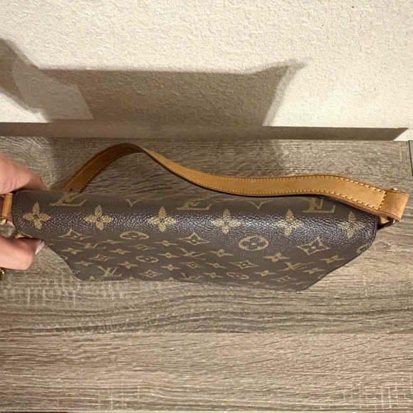 Vintage Louis Vuitton Monogram Musette Tango Shoulder Bag - Picture 3 of 16